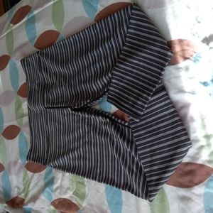 Zyia striped capri leggings